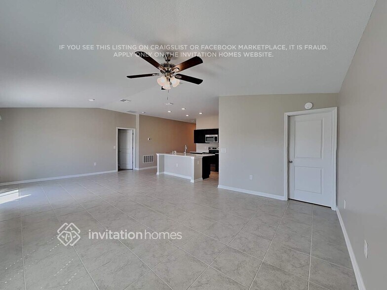 Building Photo - 4300 Holstein St