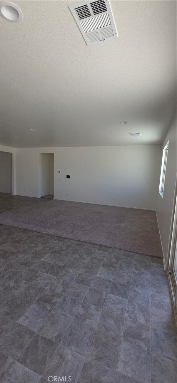 Building Photo - 3012 Sawmill Dr