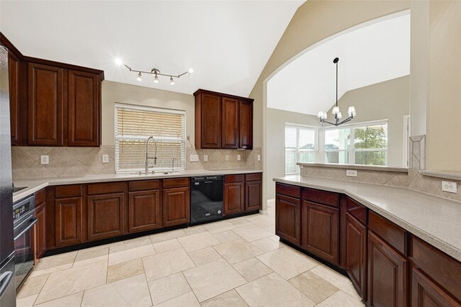 Building Photo - 18819 Forest Deer Rd