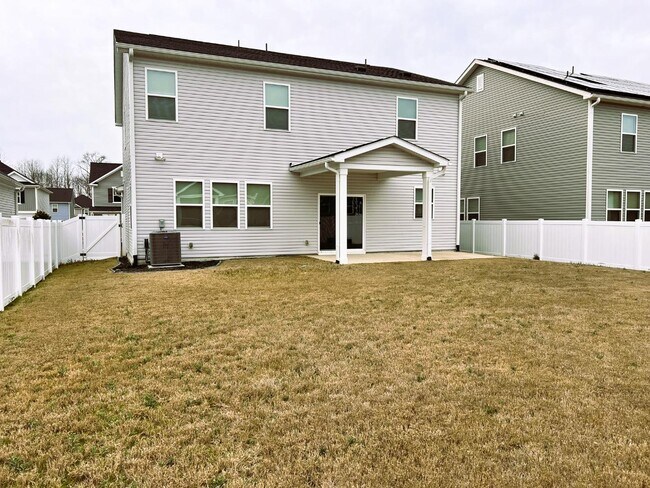 Building Photo - 146 Willow Grove Ln