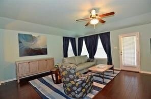 Building Photo - 104 Tom Kite Dr