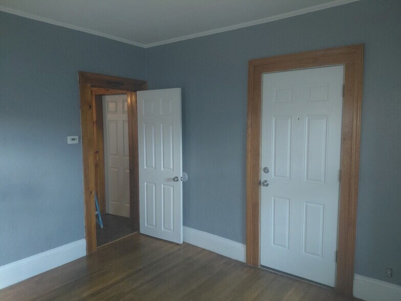 Building Photo - 19 Chilmark St