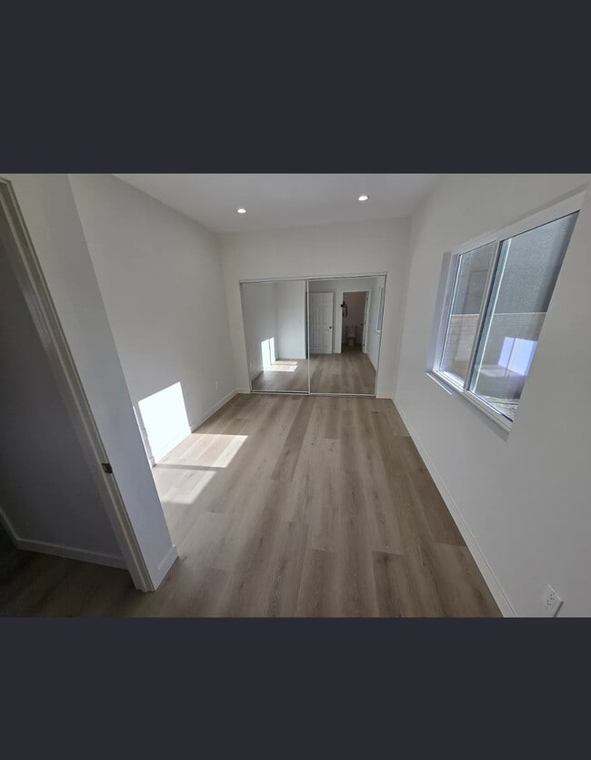 Building Photo - 38212 San Mateo Ave