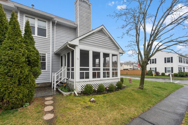 Building Photo - 13 Taconic St