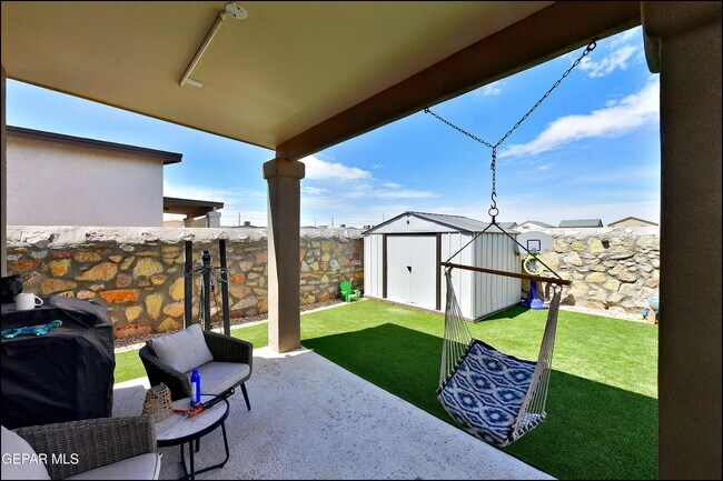 Building Photo - 2225 Tierra Delmonte Dr