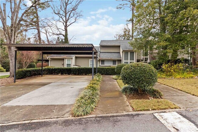 Building Photo - 1960 Variations Dr NE