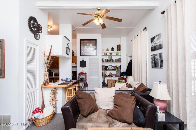 Building Photo - 80-82 Milton Ave