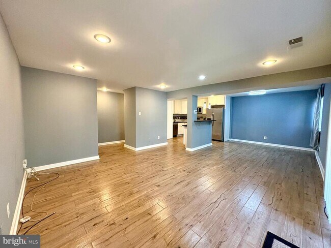 Building Photo - 19120 Mills Choice Rd