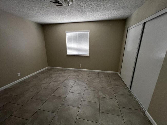 Building Photo - 6941 Appleton Dr