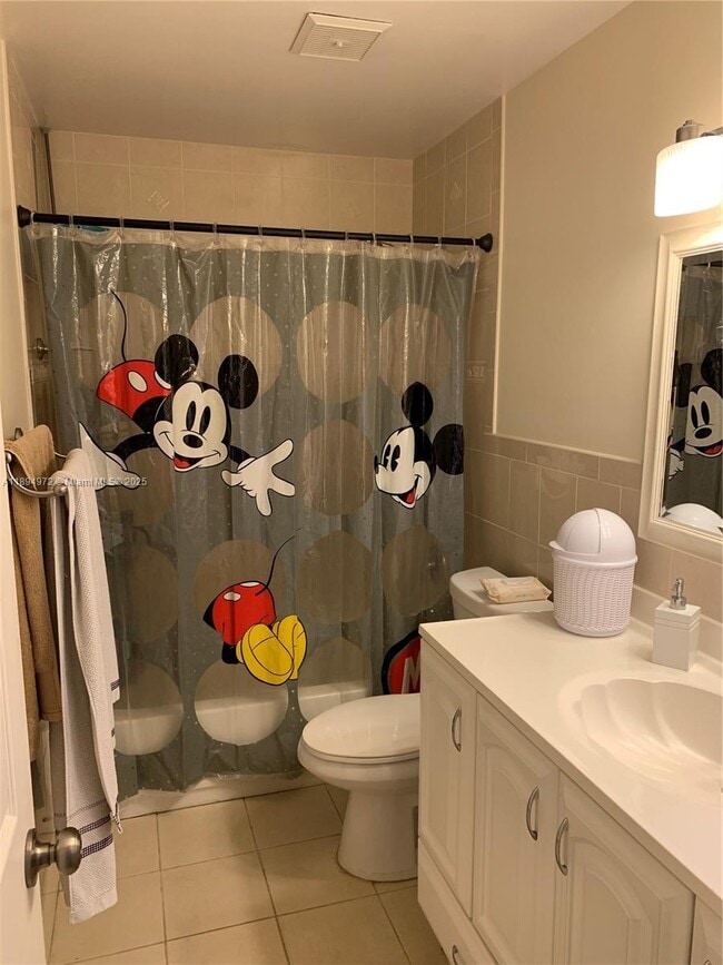 Building Photo - 3328 Quail Close