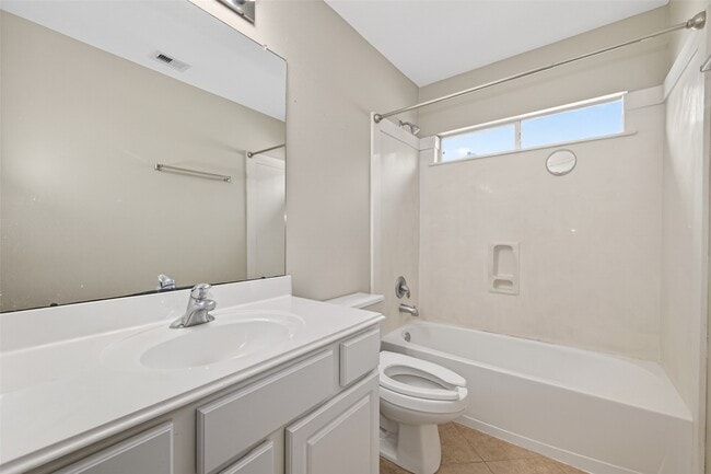 Building Photo - 13310 Larkhill Gardens Ln