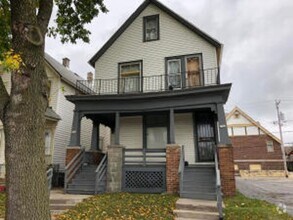 Building Photo - 2945-2947 N. 8th St. (Duplex)