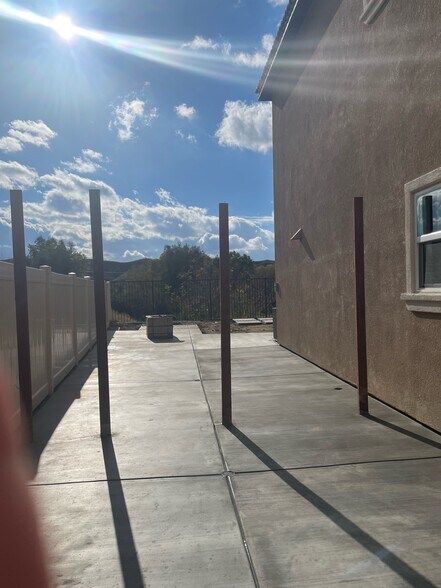 Building Photo - 35289 Sorenstam Dr