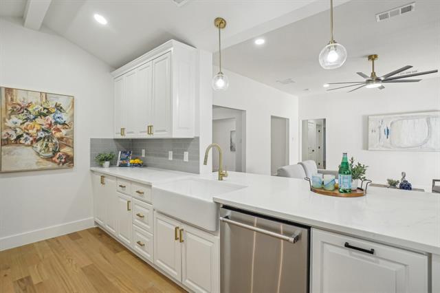 Building Photo - 7206 Clearhaven Dr