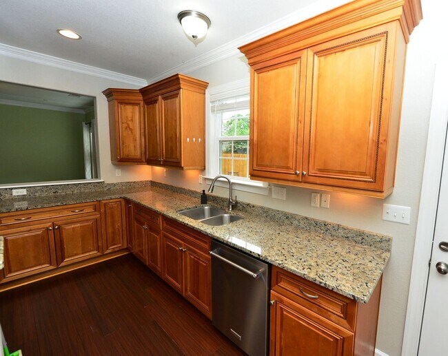 Building Photo - Just a few miles from NOB Navy Base and Ba...