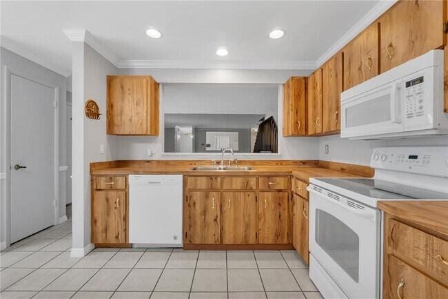 Building Photo - 4682 Pheasant Run Dr