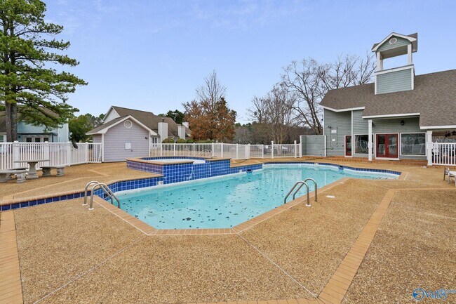 Building Photo - 120 Millstone Ln