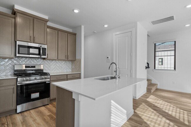 Building Photo - 3235 Loam Ln