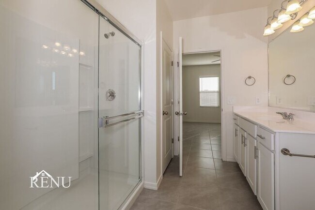 Building Photo - 35607 W San Capistrano Ave