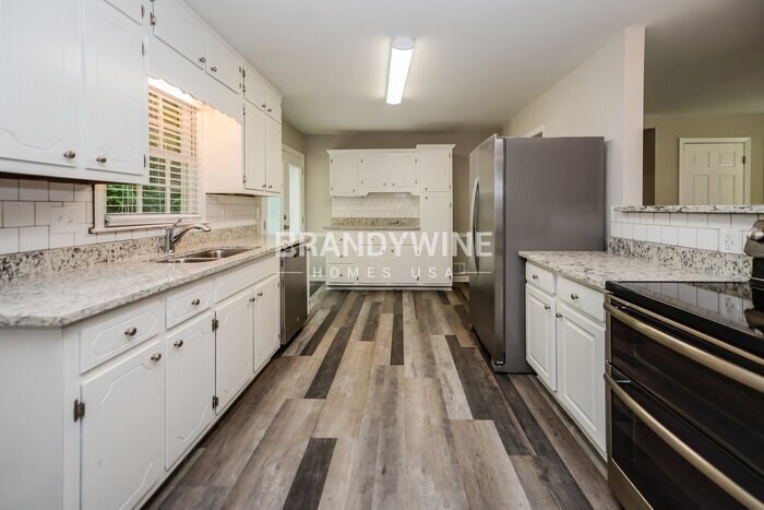 Building Photo - 95 Stone Wood Ln