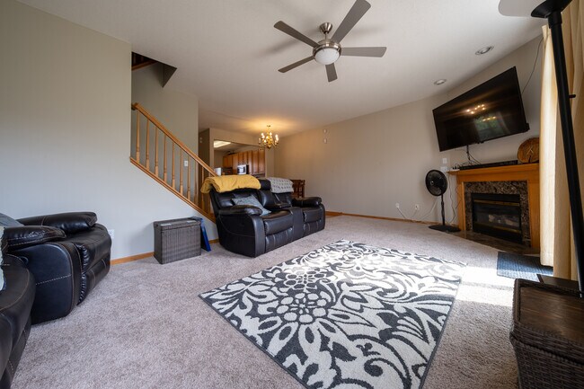 Building Photo - 15715 Fremont Way