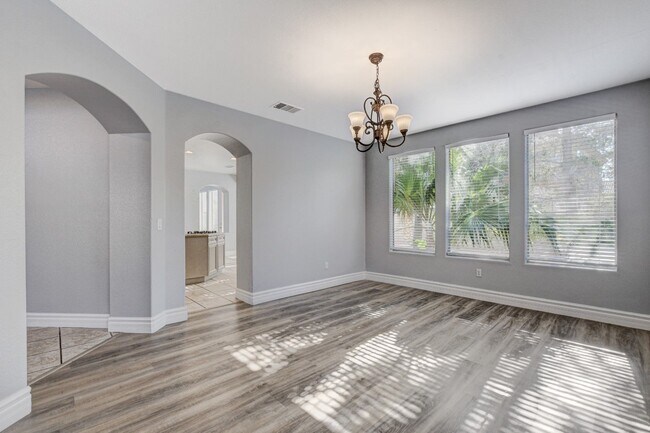 Building Photo - MASSIVE 5 BEDROOM, 2 STORY HOME IN DESIRABLE RHODES RANCH GOLF COURSE COMMUNITY!