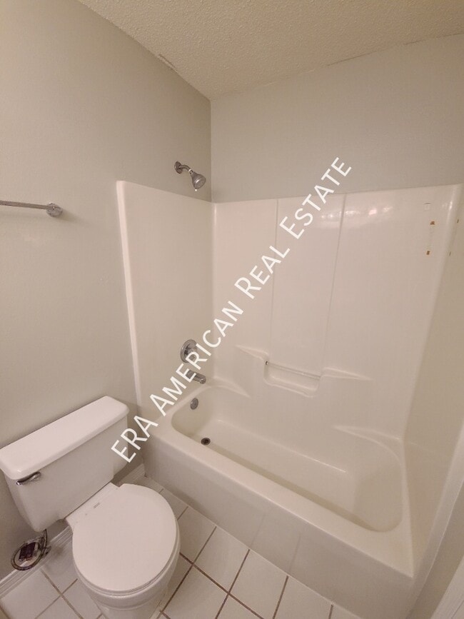 Building Photo - 117 Oak Terrace Dr