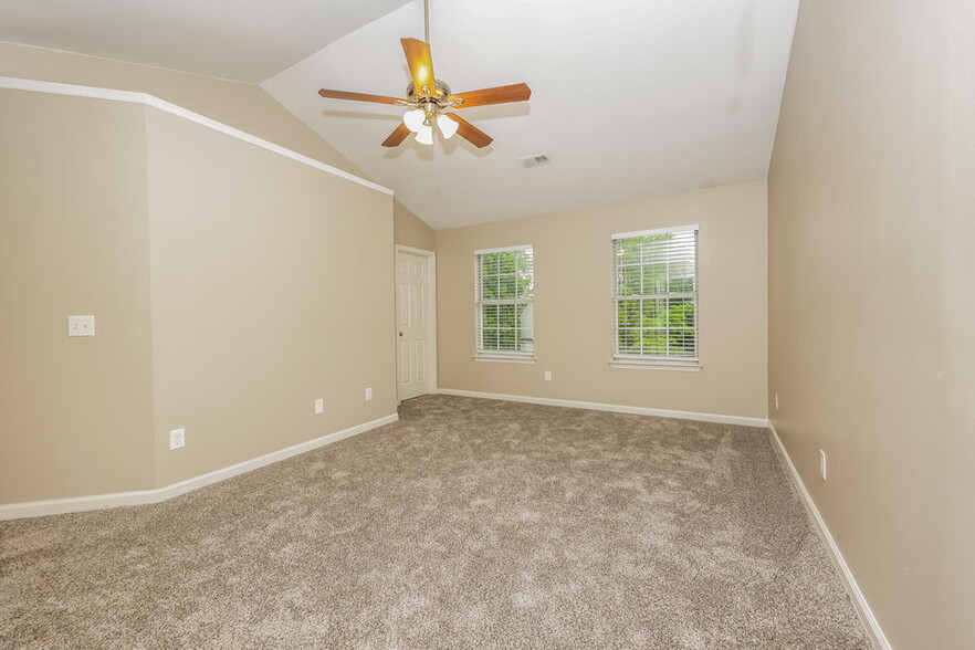 Building Photo - 3817 Asheford Trace