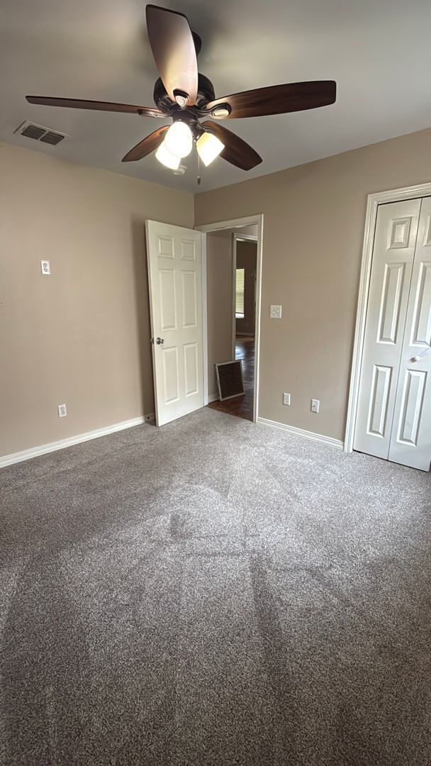 Building Photo - Rental in Shreveport