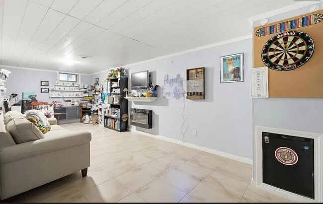 Building Photo - 64 Ocean Park Rd
