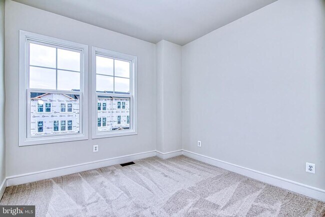 Building Photo - 120 Checkerspot Wy