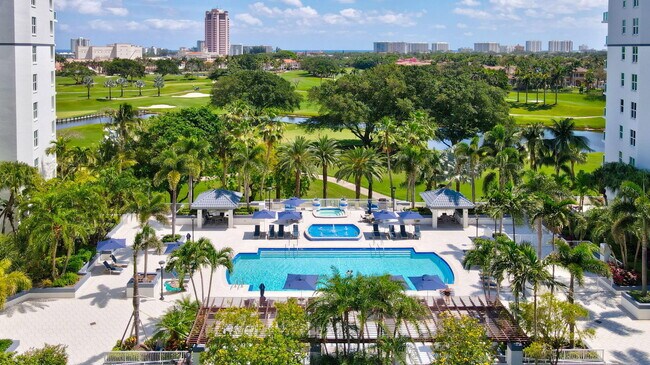 Building Photo - 500 SE Mizner Blvd