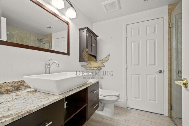 Building Photo - 9513 Cloudcroft Ave