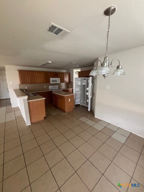 Building Photo - 5901 Drystone Ln