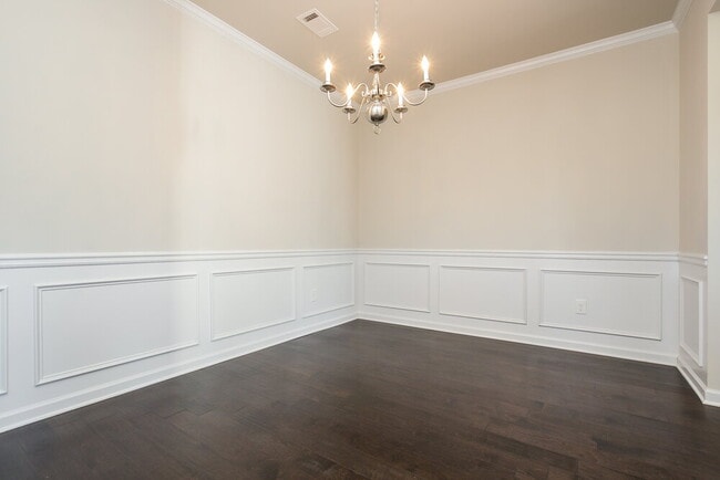 Building Photo - 216 Sleepy Way