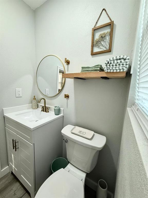 Building Photo - 1183 Chestnut St