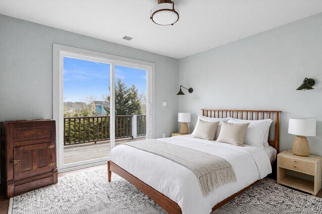 Building Photo - 4 Glynn Dr