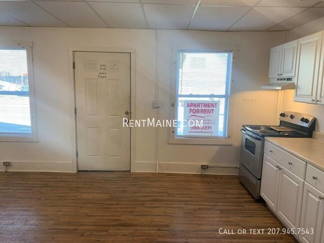 Building Photo - 88 Main Rd