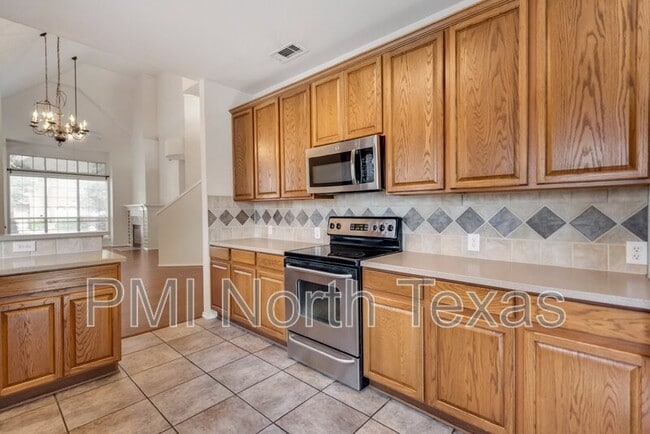 Building Photo - 11531 Chaucer Dr