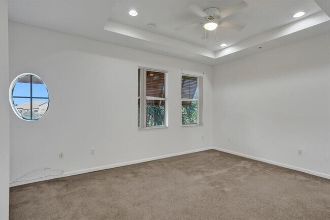 Building Photo - 3915 Passion Flower Rd