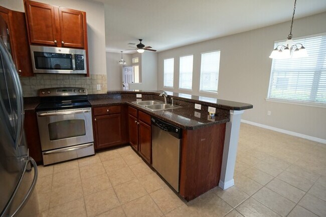 Building Photo - Townhouse in Eagle Palm in Riverview