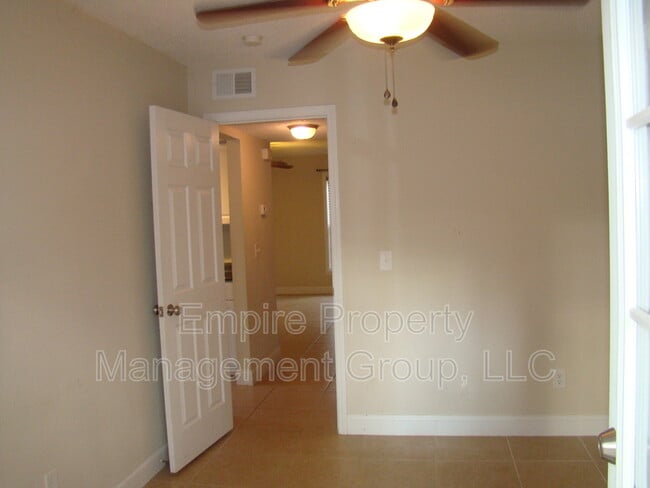 Building Photo - 1607 Willowby St