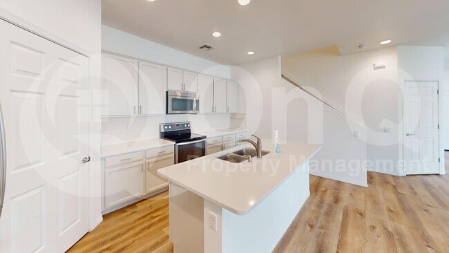 Building Photo - 11024 E Midnight Moon Ln