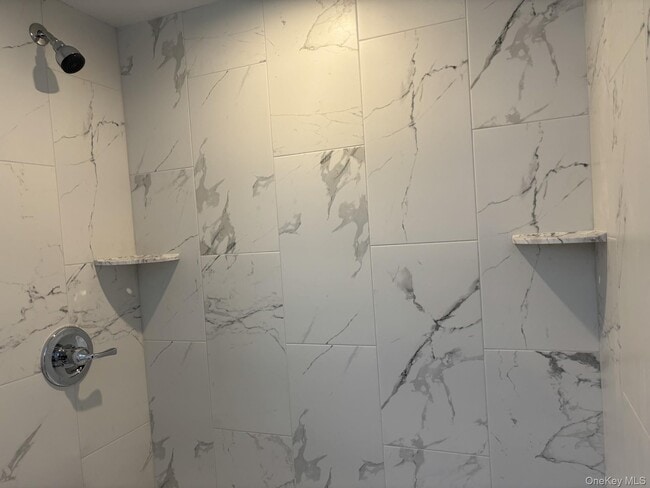 Building Photo - 12 Smith St