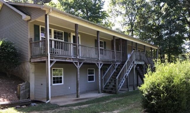 Building Photo - 276 Isle Of Pines Rd