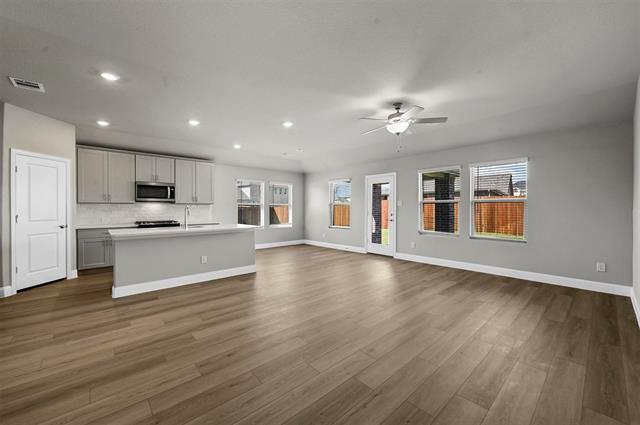 Building Photo - 518 Tribble Dr