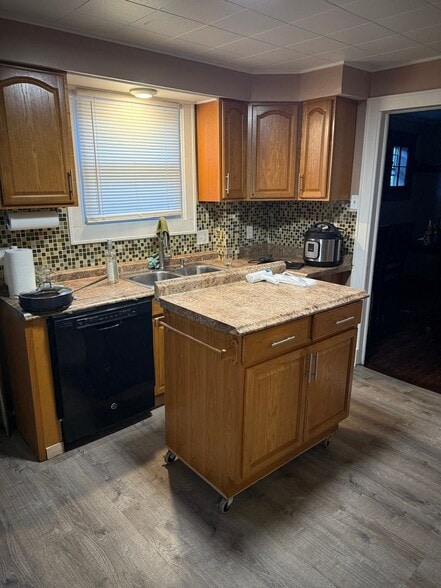 Building Photo - 18 Fairfield Ave