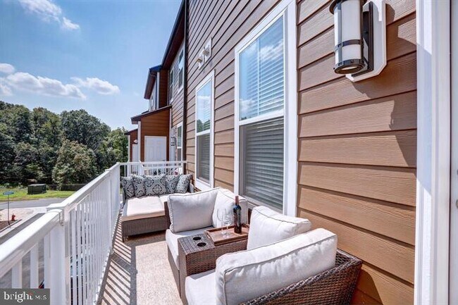 Building Photo - 20752 Wood Quay Dr