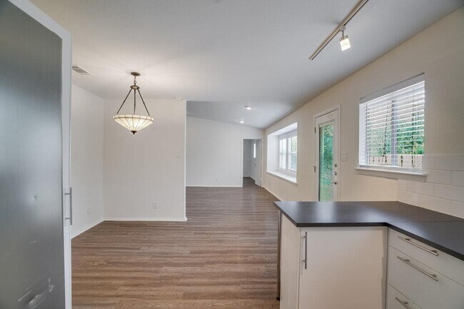 Building Photo - 3416 Harpers Ferry Ln
