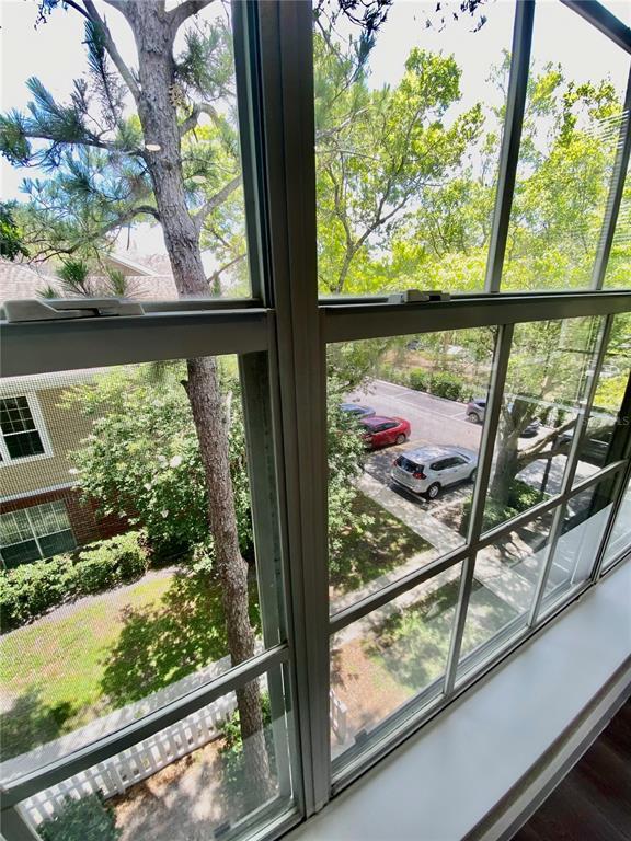 Building Photo - 13015 Plantation Park Cir